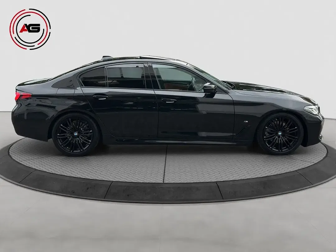 BMW 520 - Thumbnail 4