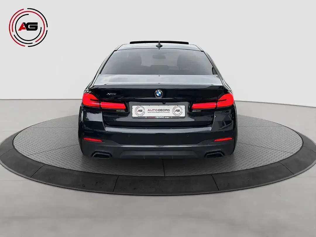 BMW 520 - Thumbnail 6