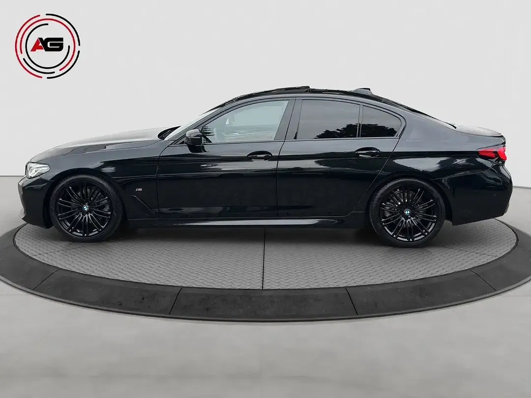 BMW 520 - Thumbnail 8