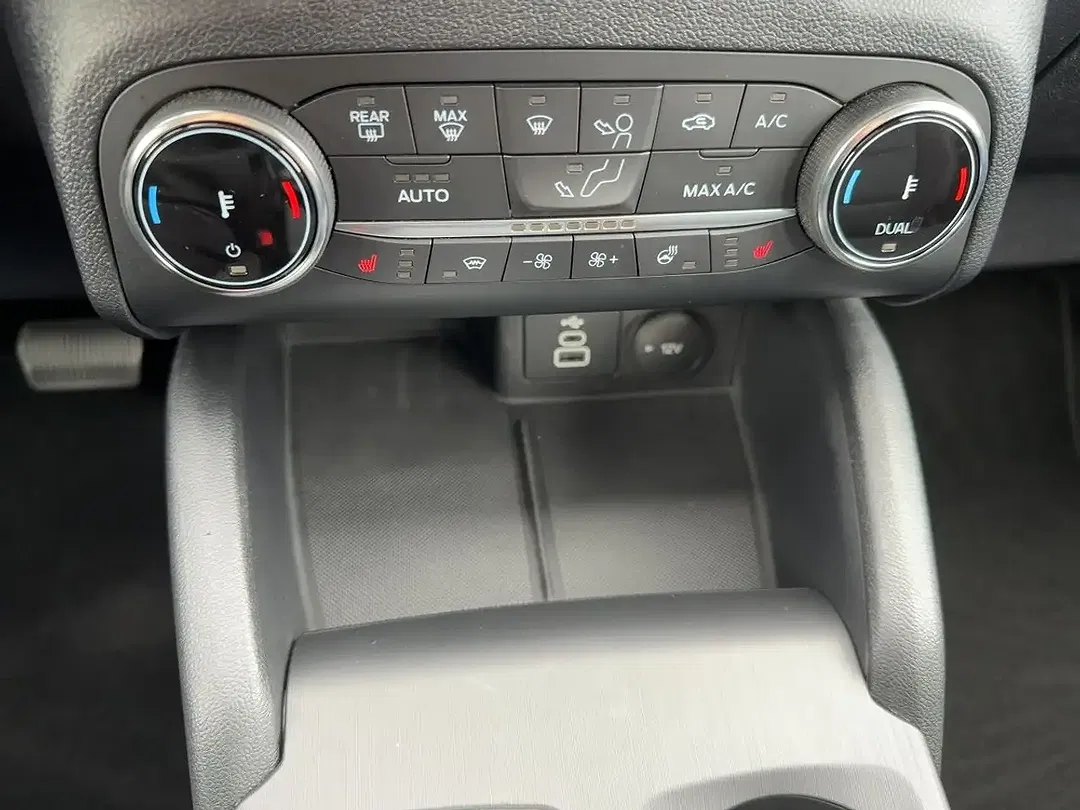 Ford Kuga - Thumbnail 13