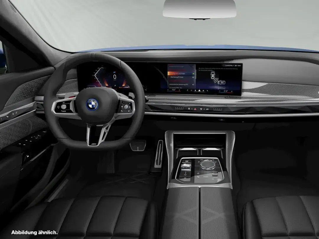 BMW 750 - Thumbnail 5