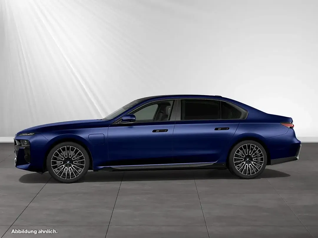 BMW 750 - Thumbnail 7