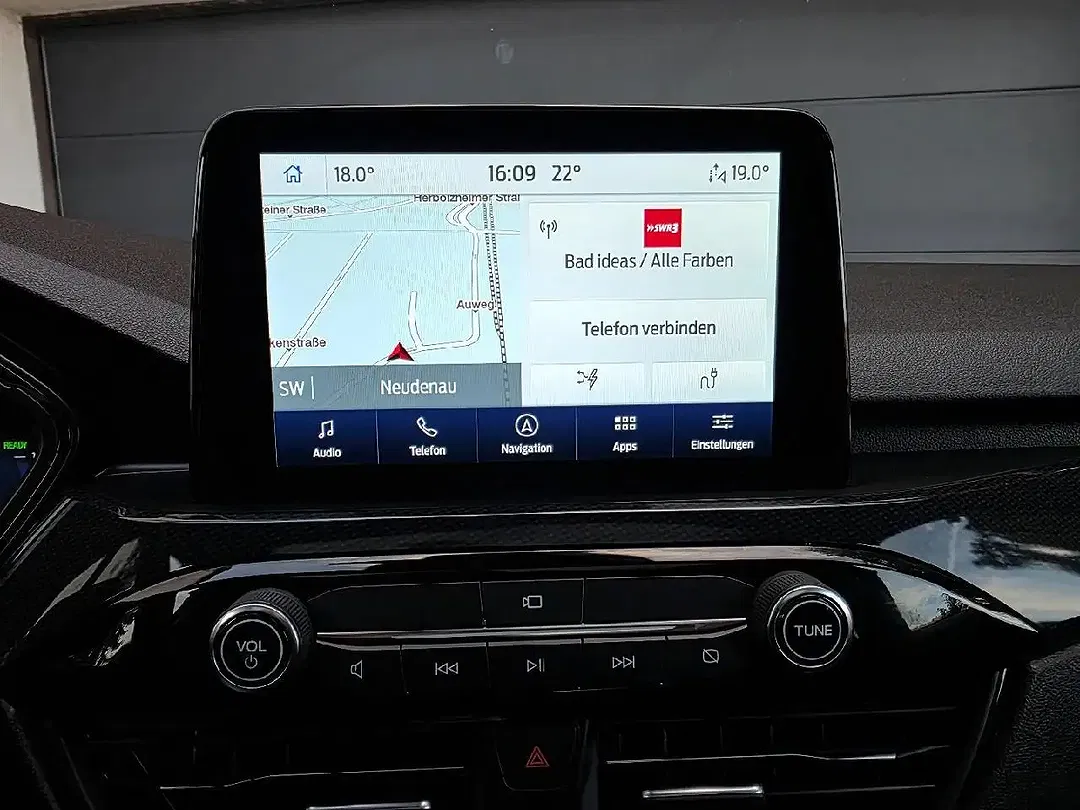 Ford Kuga - Thumbnail 12