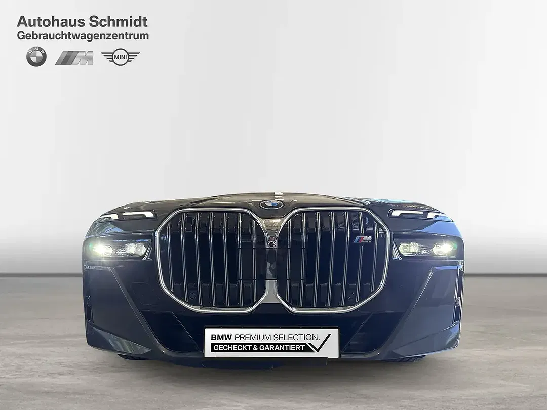 BMW 760 - Thumbnail 7