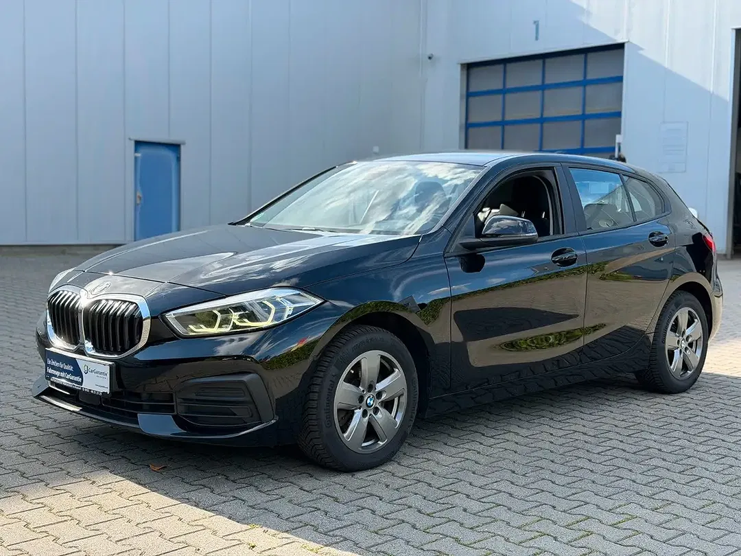 BMW 118 - Thumbnail 1
