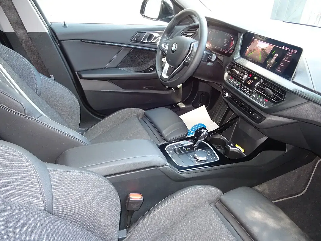 BMW 118 - Thumbnail 8