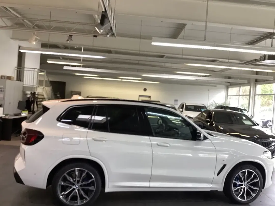 BMW X3 - Thumbnail 6