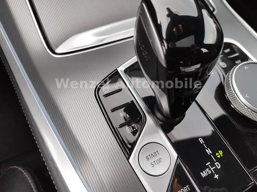 BMW X5 - Thumbnail 32