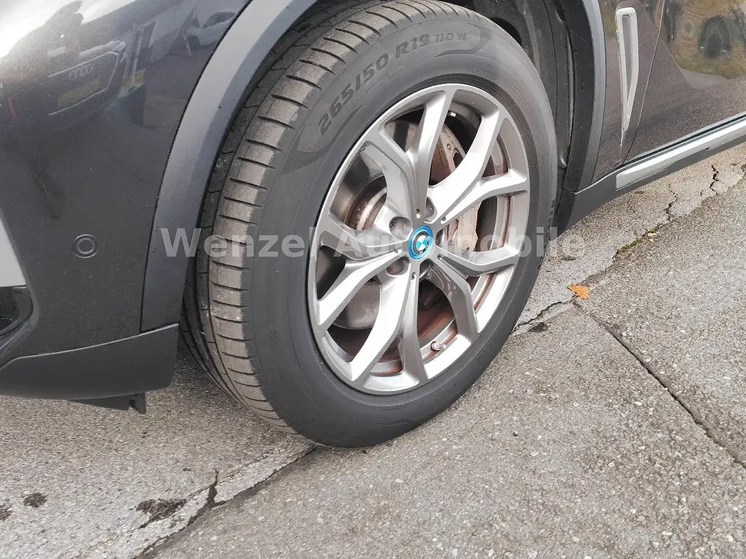 BMW X5 - Thumbnail 4