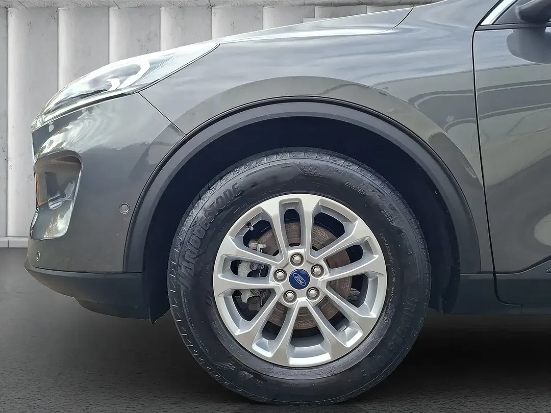Ford Kuga - Thumbnail 9