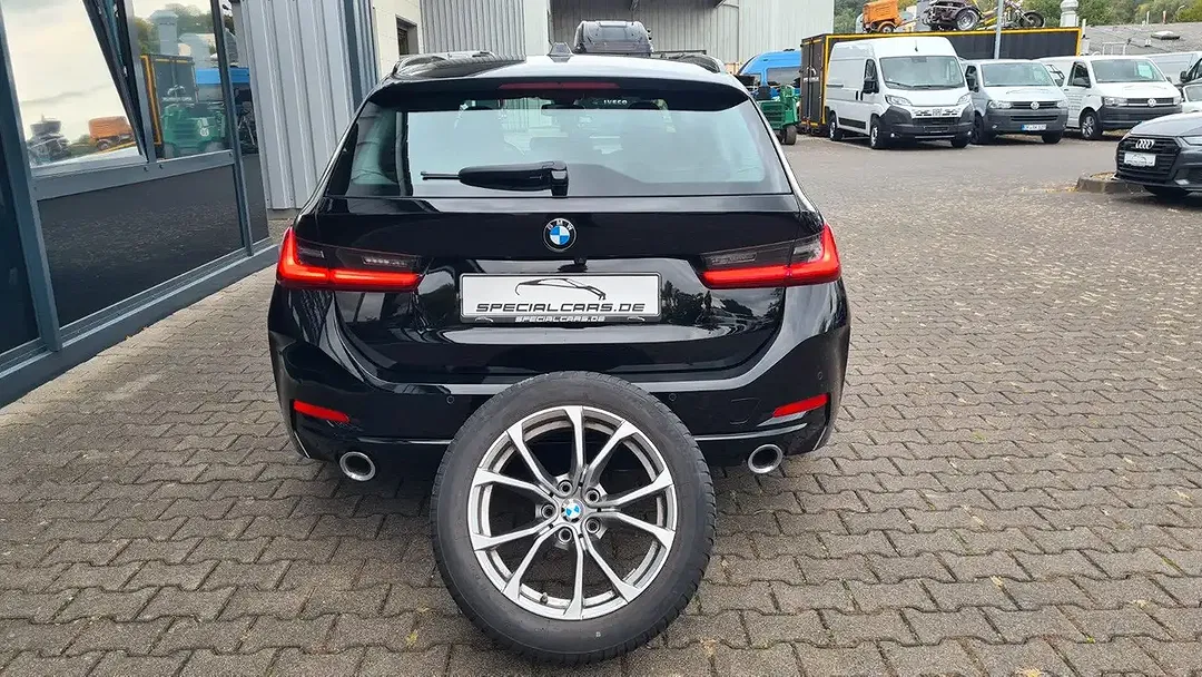 BMW 320 - Thumbnail 7