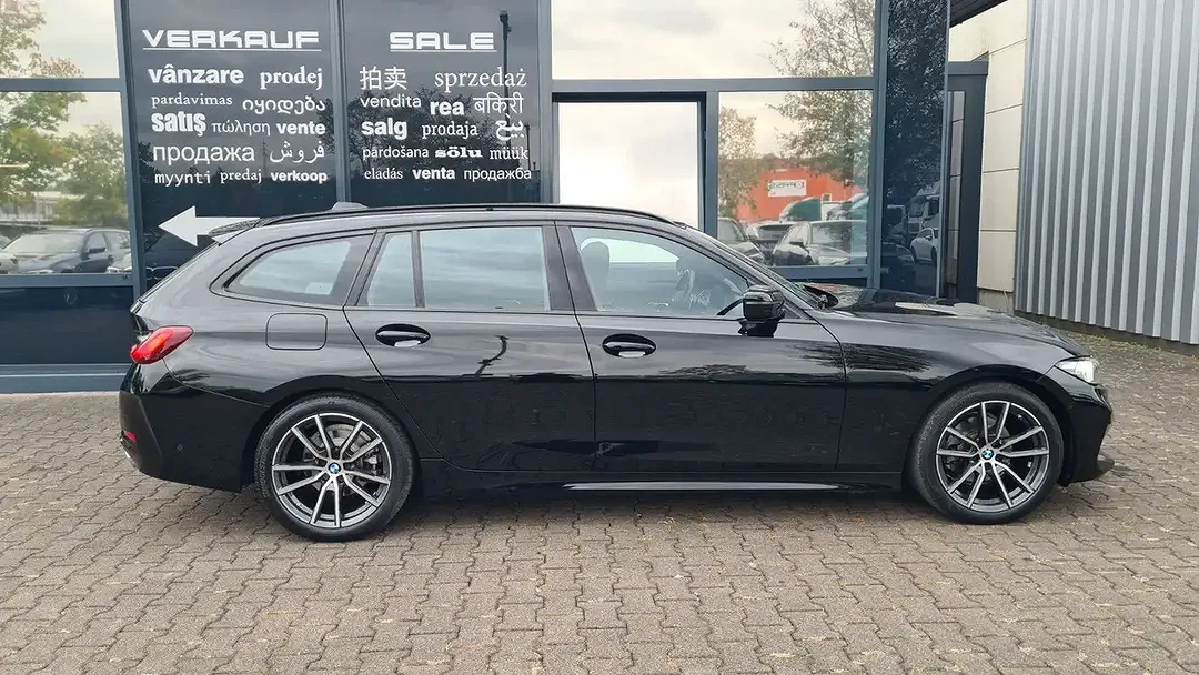 BMW 320 - Thumbnail 9