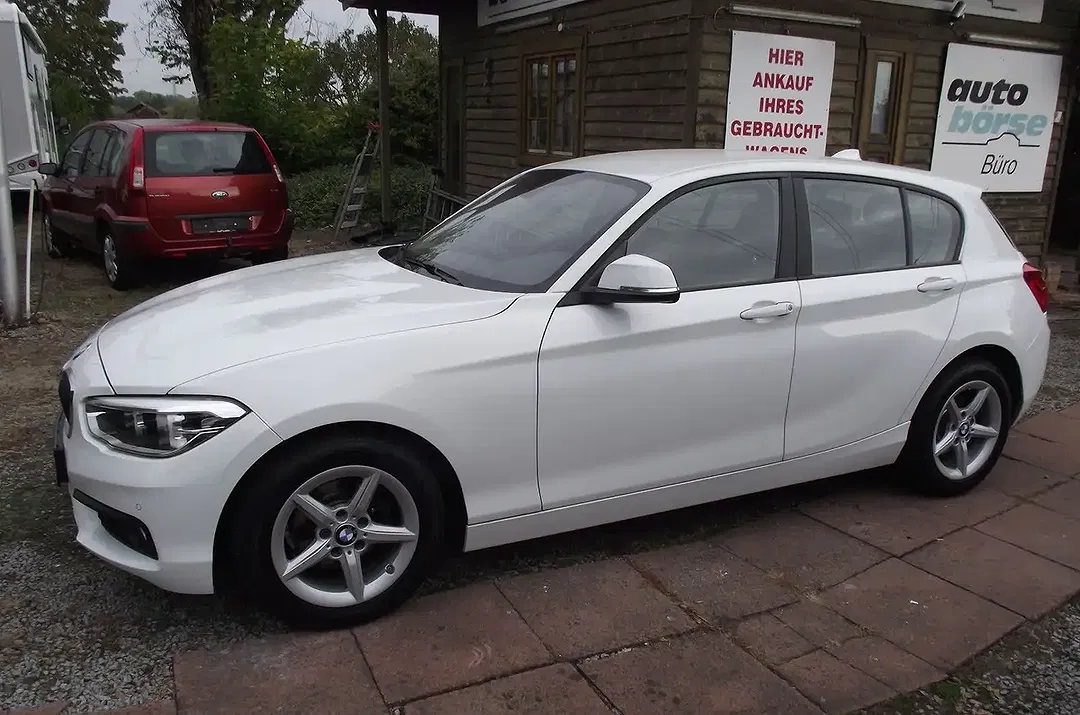 BMW 118 - Thumbnail 2