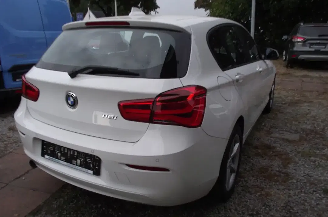 BMW 118 - Thumbnail 6