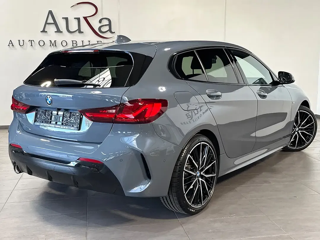 BMW 118 - Thumbnail 4