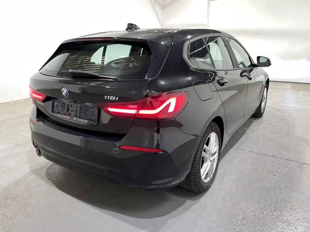 BMW 118 - Thumbnail 3