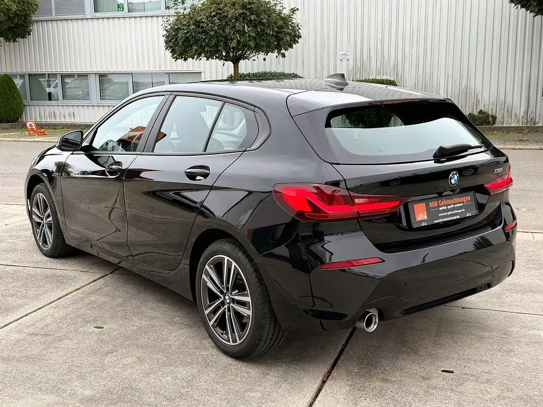 BMW 118 - Thumbnail 15