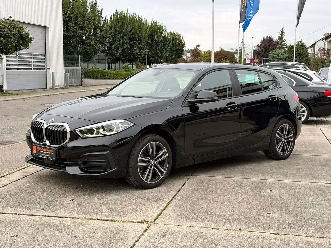 BMW 118 - Thumbnail 4