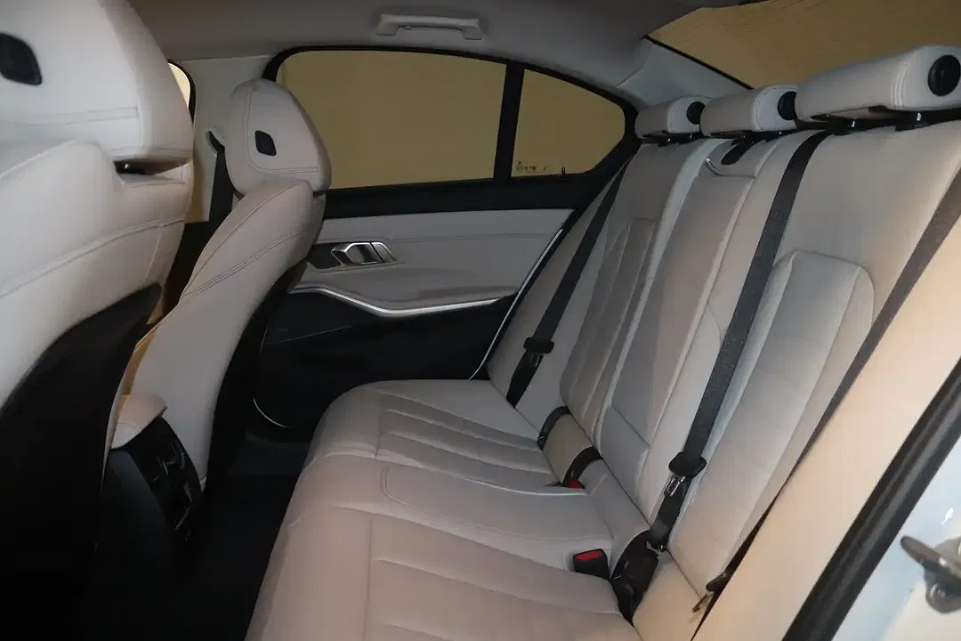 BMW 330 - Thumbnail 14