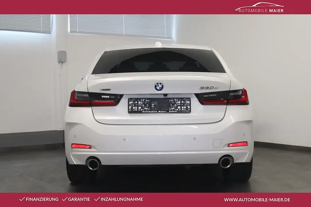 BMW 330 - Thumbnail 5