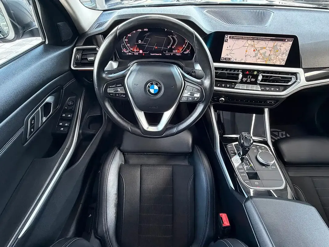 BMW 320 - Thumbnail 12