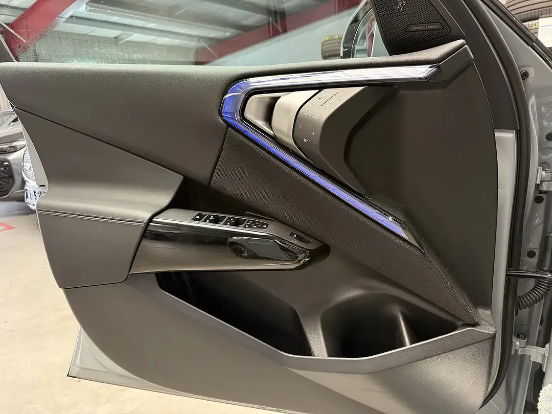 BMW X3 - Thumbnail 8