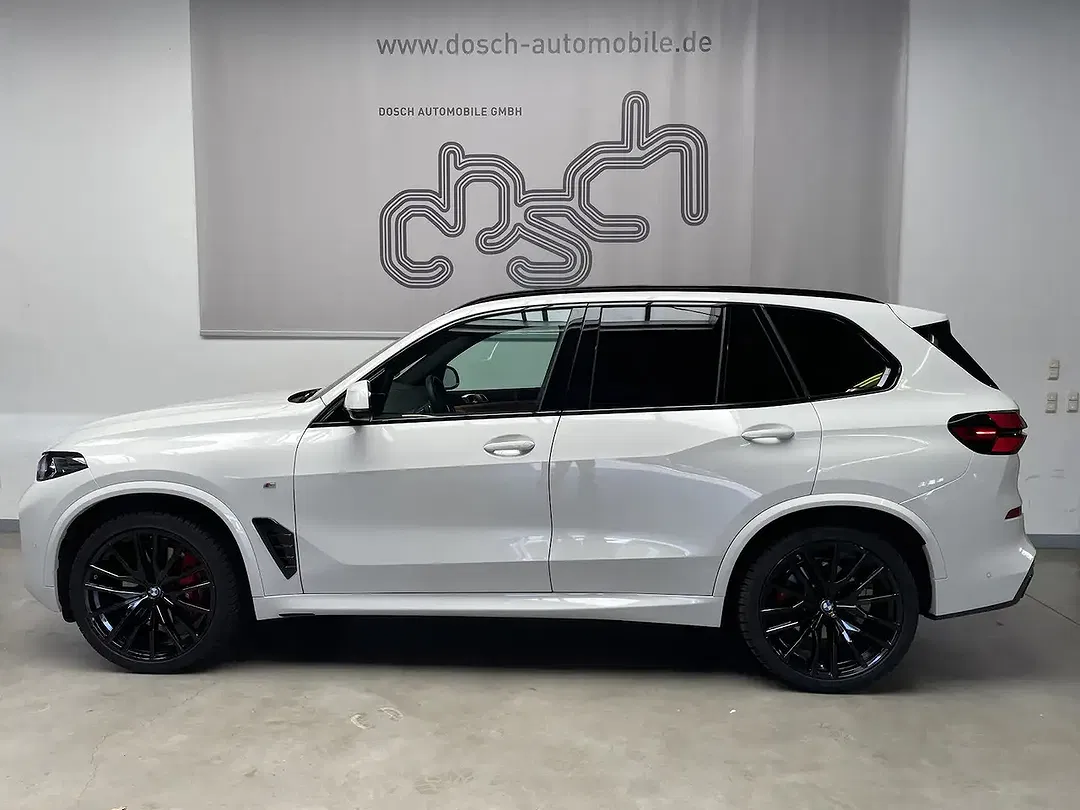 BMW X5 - Thumbnail 2