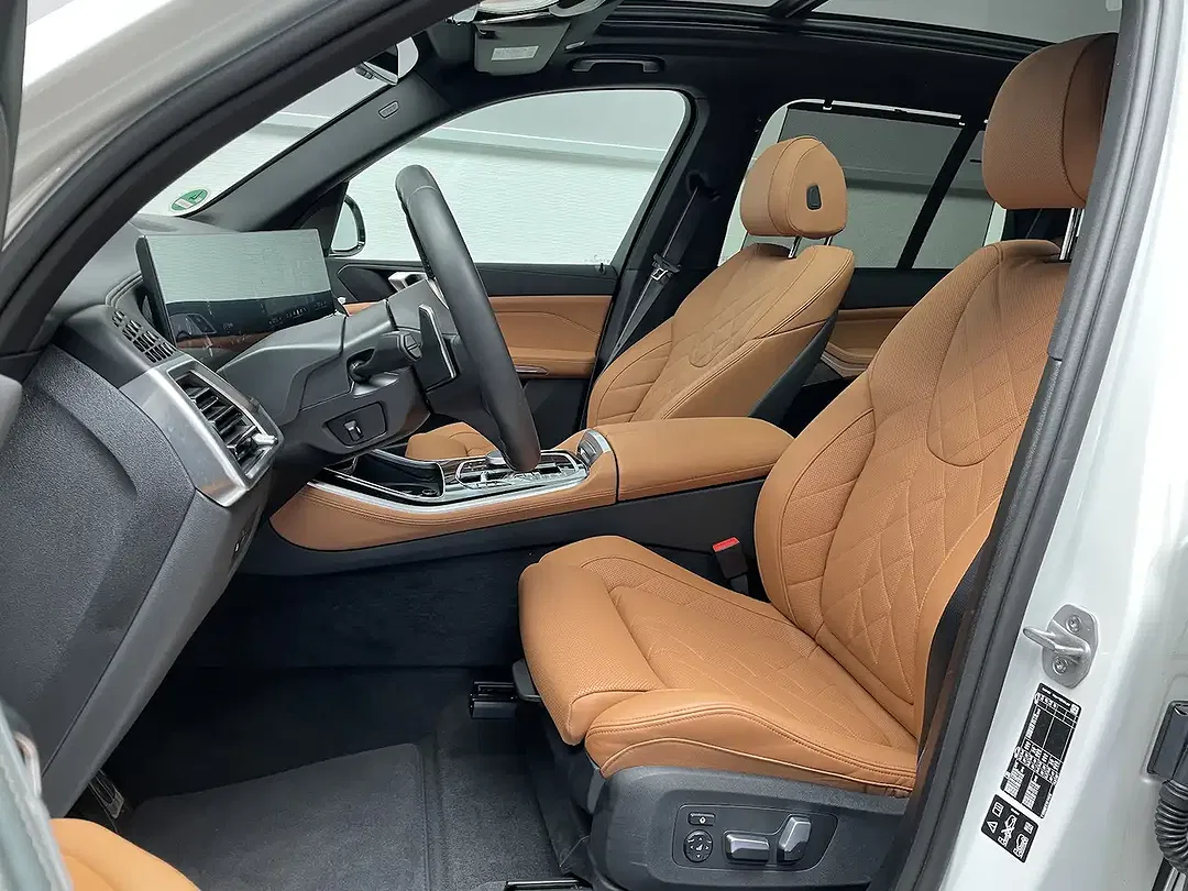 BMW X5 - Thumbnail 4