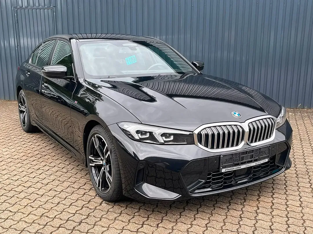BMW 320 - Thumbnail 5