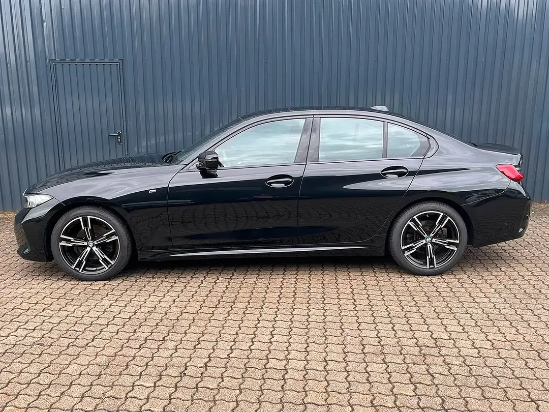 BMW 320 - Thumbnail 7