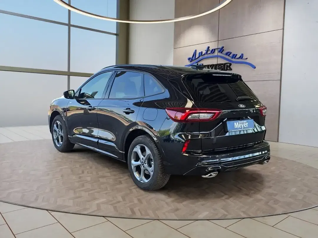 Ford Kuga - Thumbnail 3