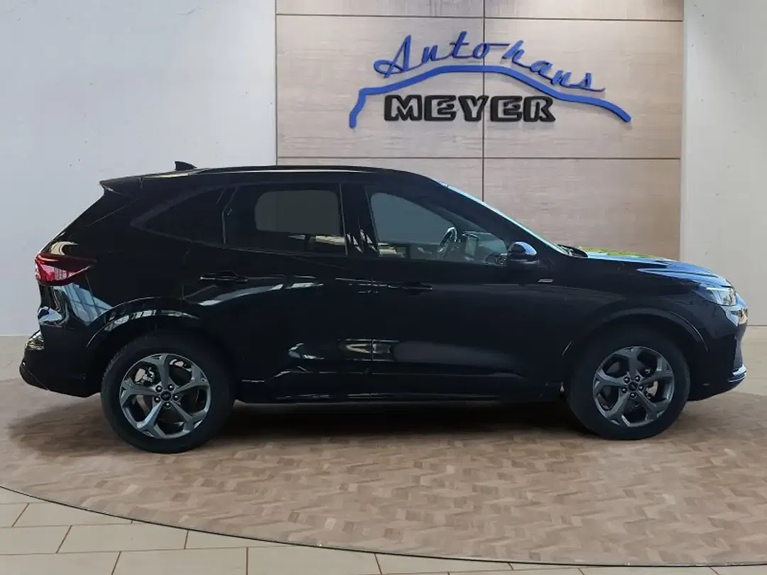 Ford Kuga - Thumbnail 6