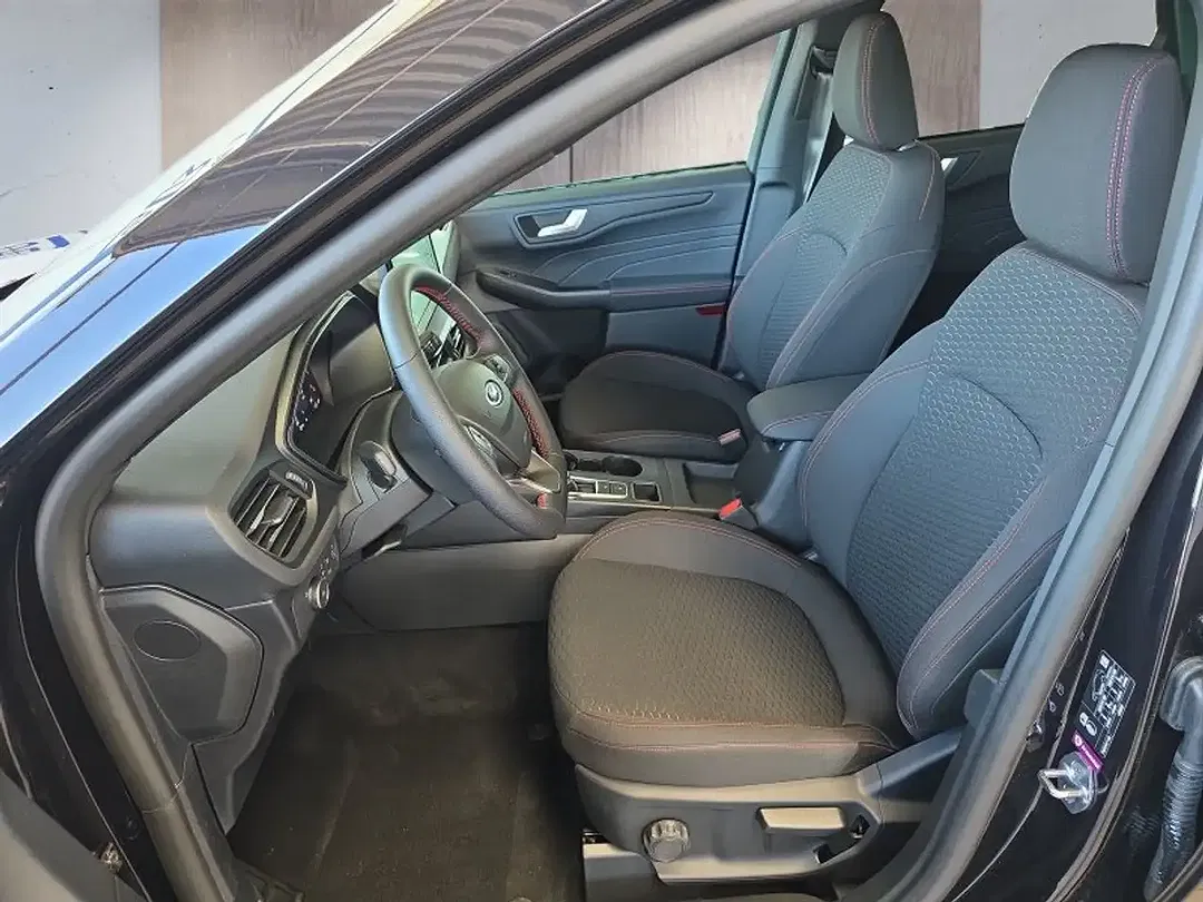 Ford Kuga - Thumbnail 9