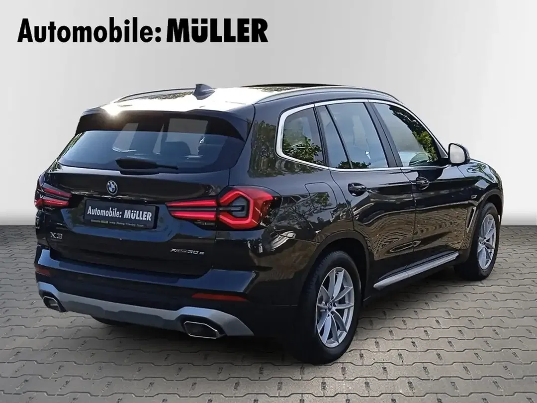 BMW X3 - Thumbnail 8