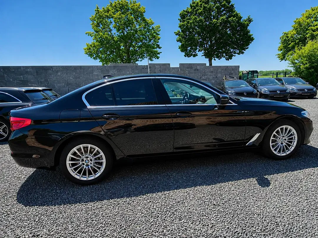 BMW 520 - Thumbnail 10
