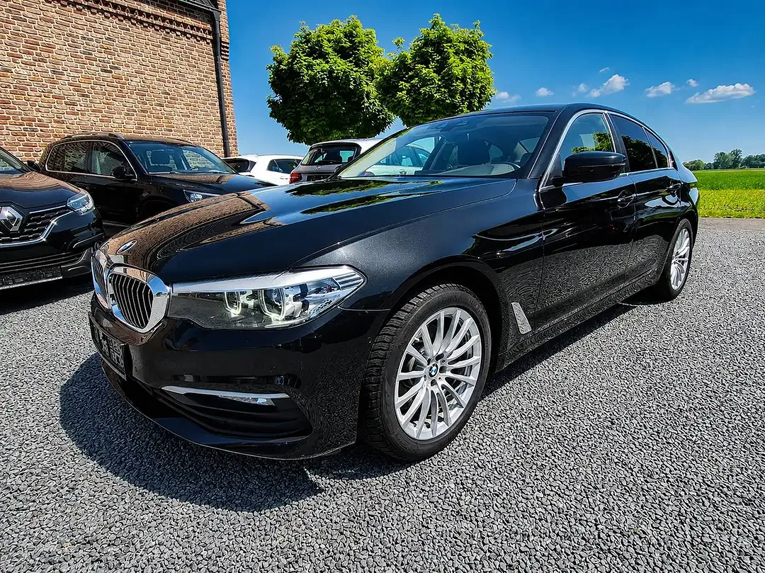 BMW 520 - Thumbnail 3