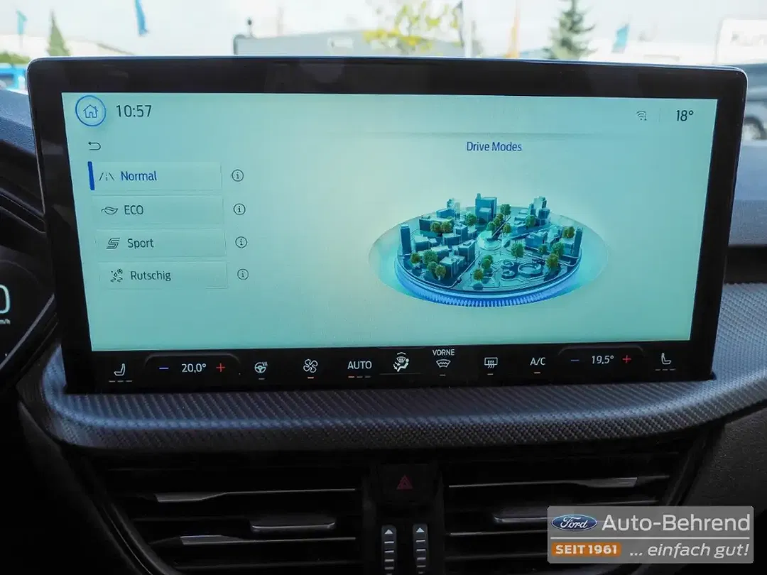 Ford Kuga - Thumbnail 23