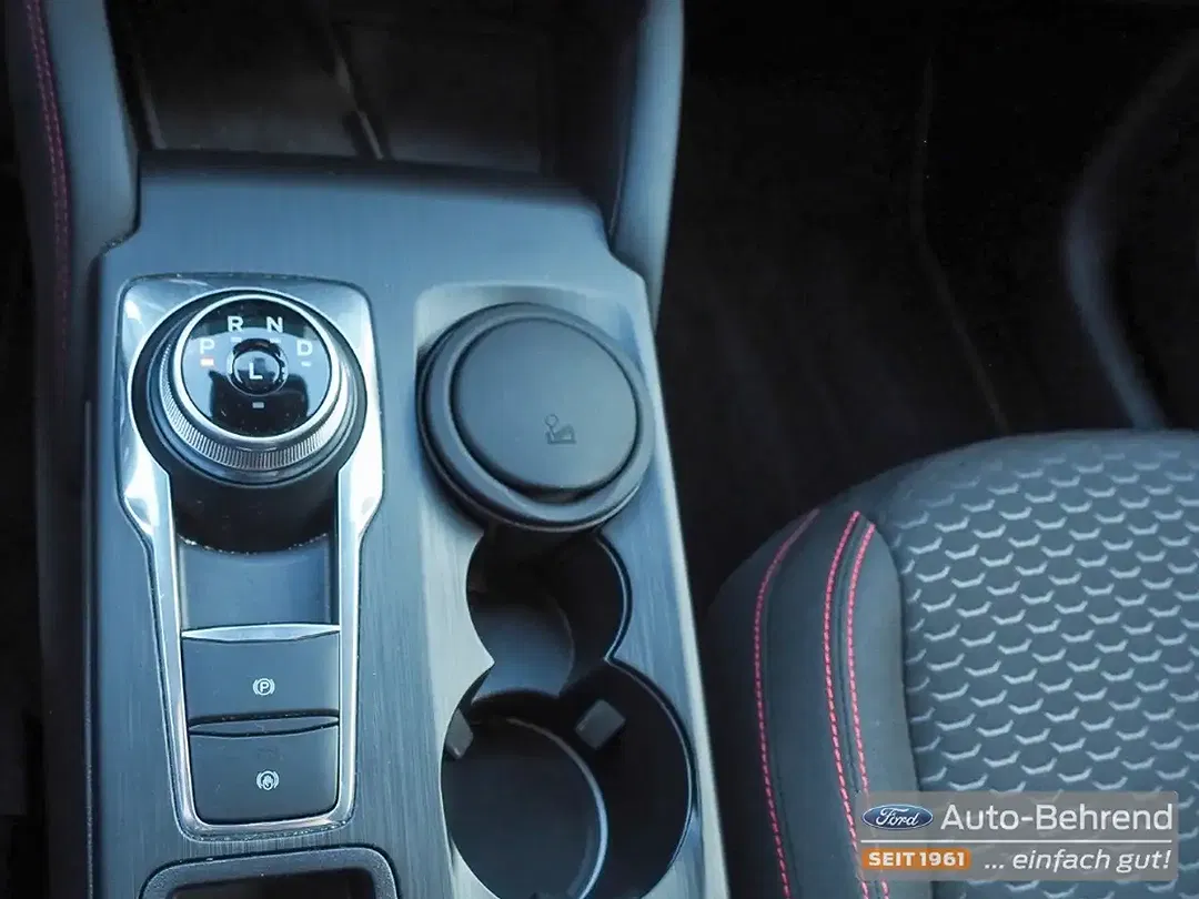 Ford Kuga - Thumbnail 27