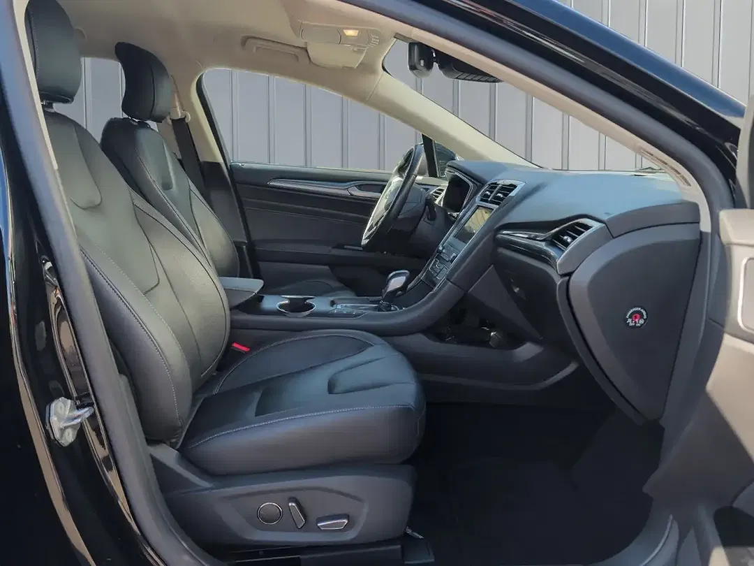 Ford Mondeo - Thumbnail 11