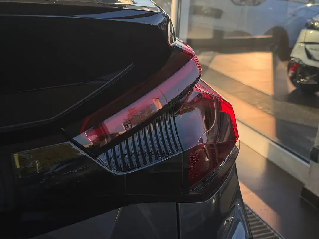 Citroen C4 - Thumbnail 9