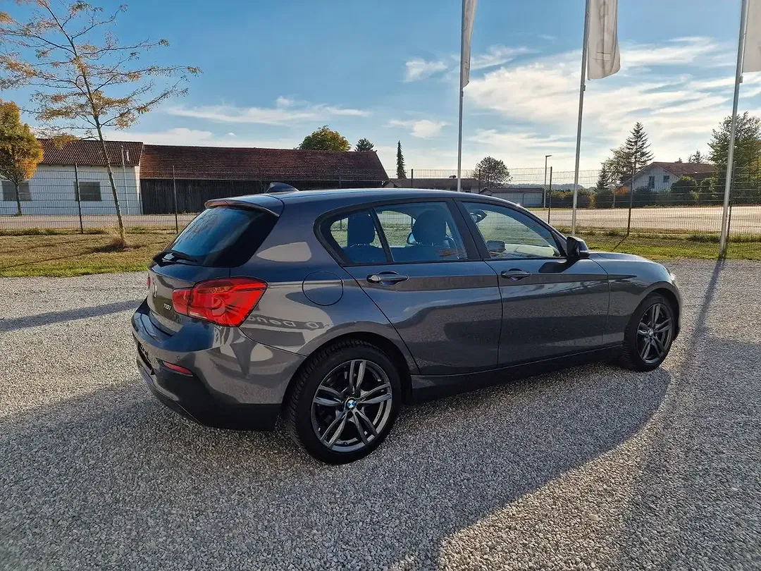 BMW 118 - Thumbnail 12