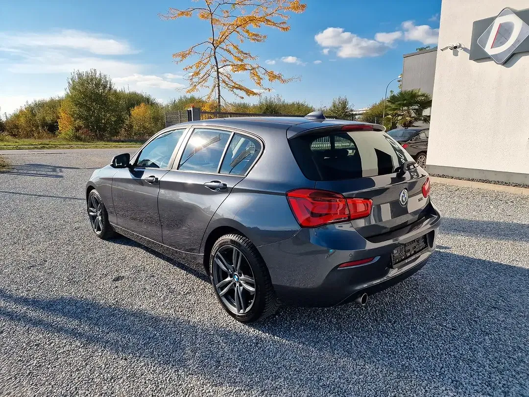 BMW 118 - Thumbnail 9