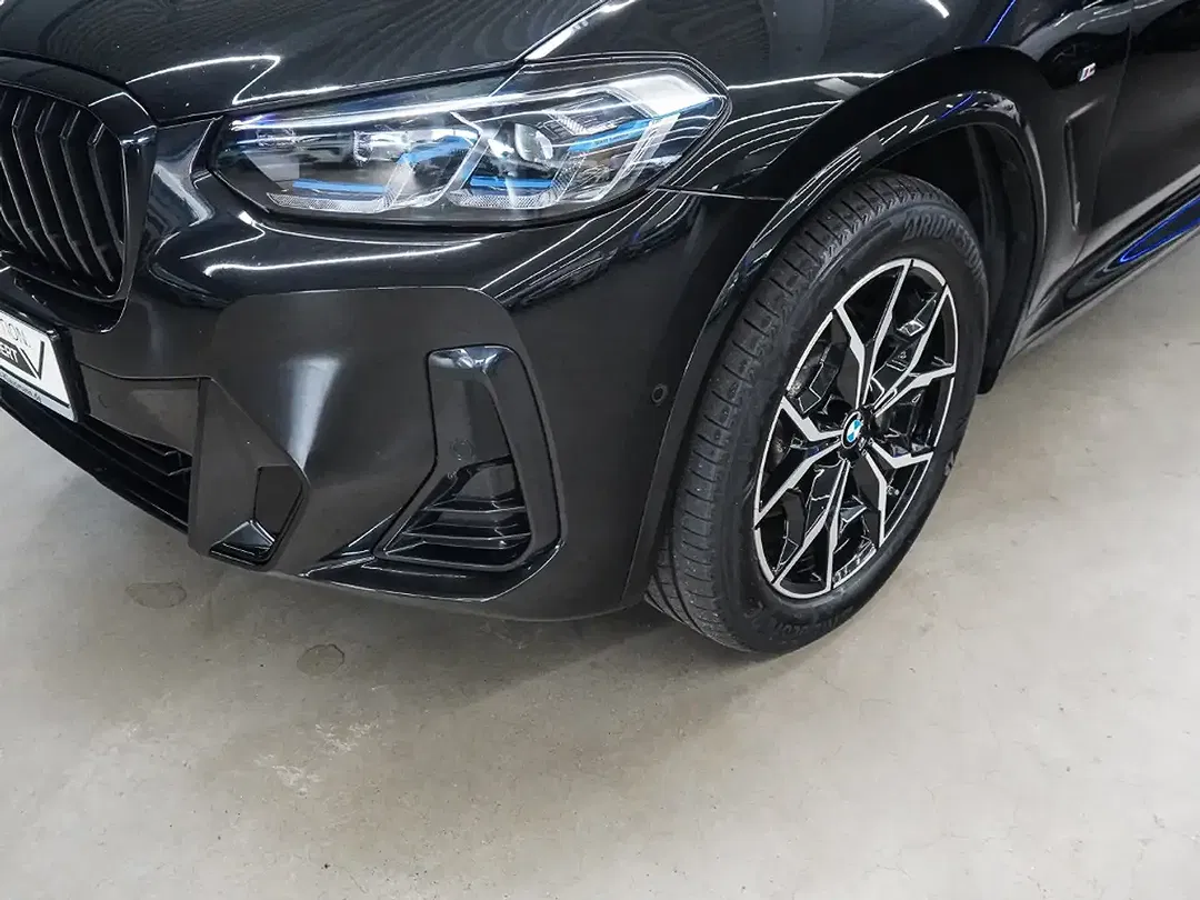 BMW X3 - Thumbnail 6