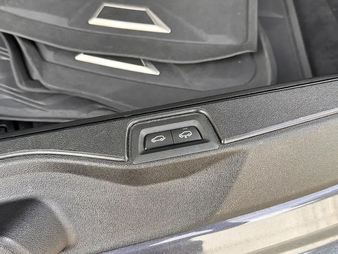 BMW X5 - Thumbnail 10