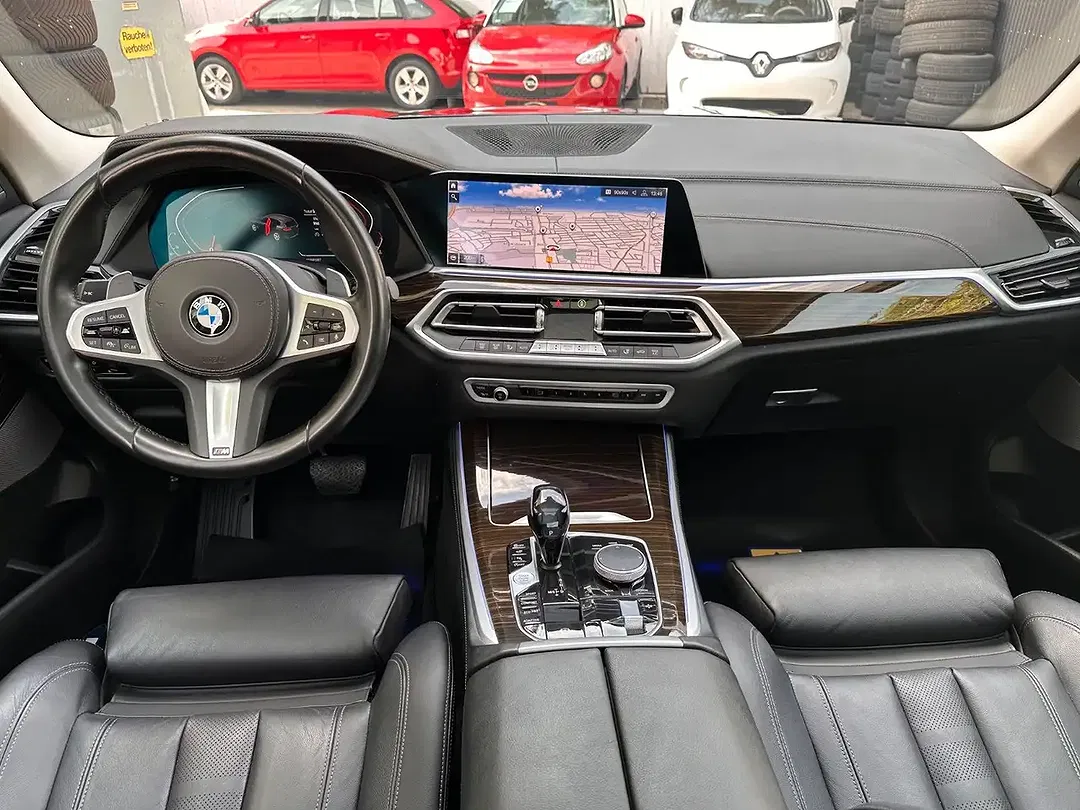 BMW X5 - Thumbnail 19