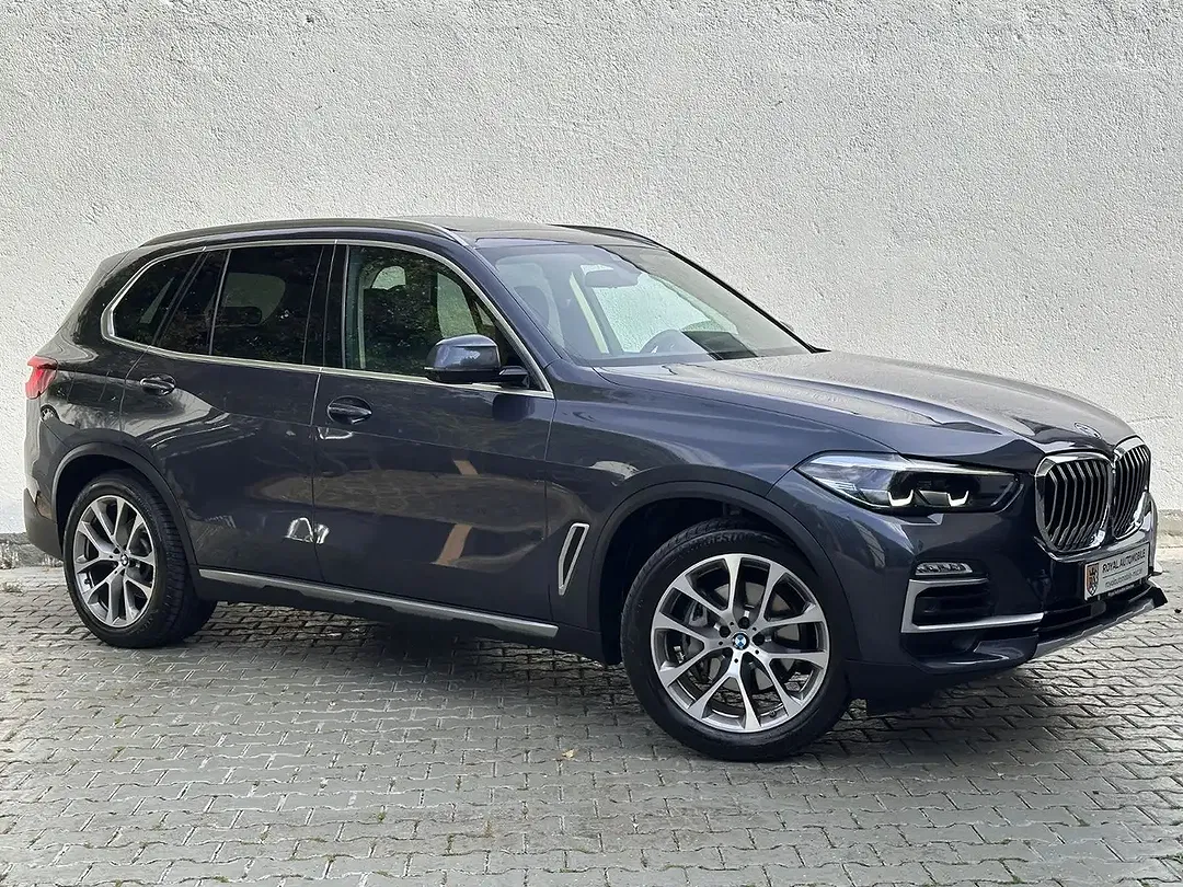 BMW X5 - Thumbnail 3