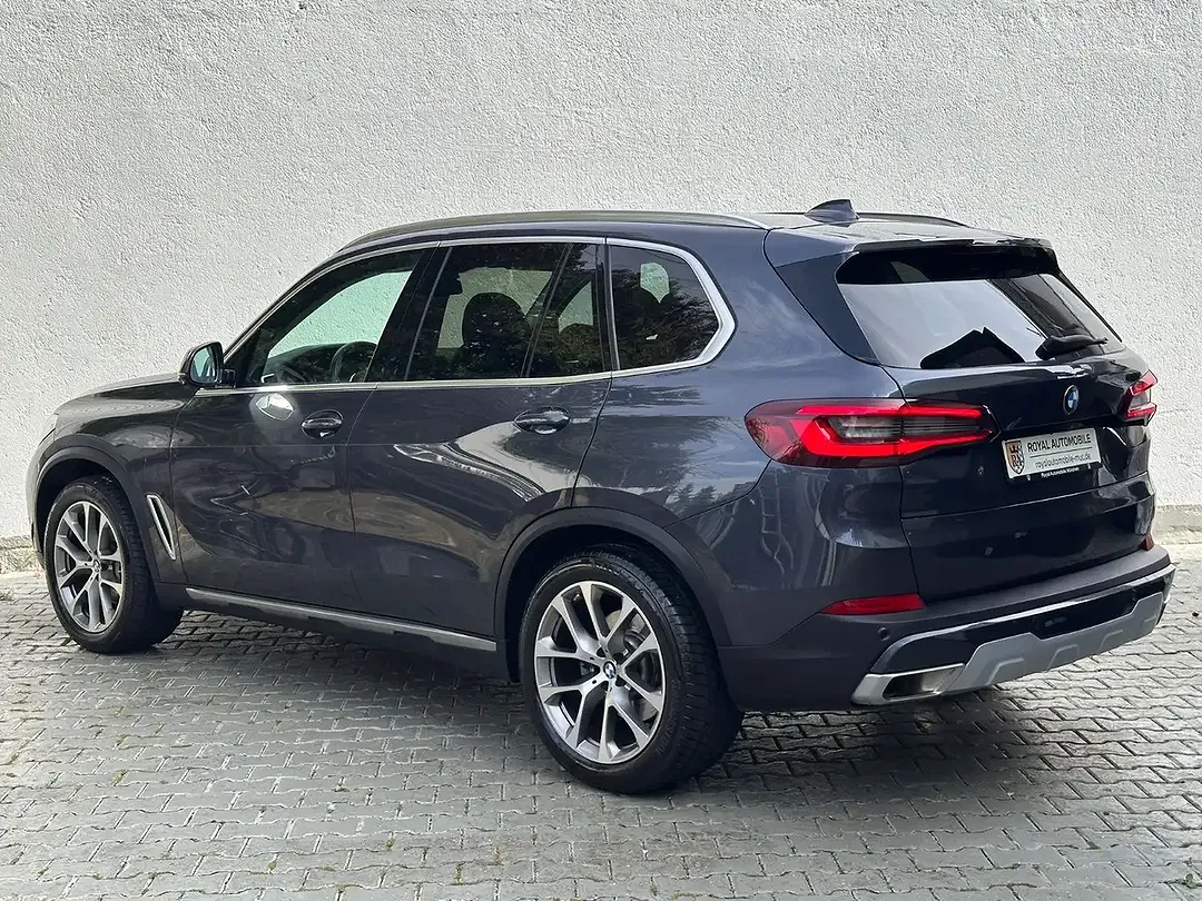 BMW X5 - Thumbnail 4