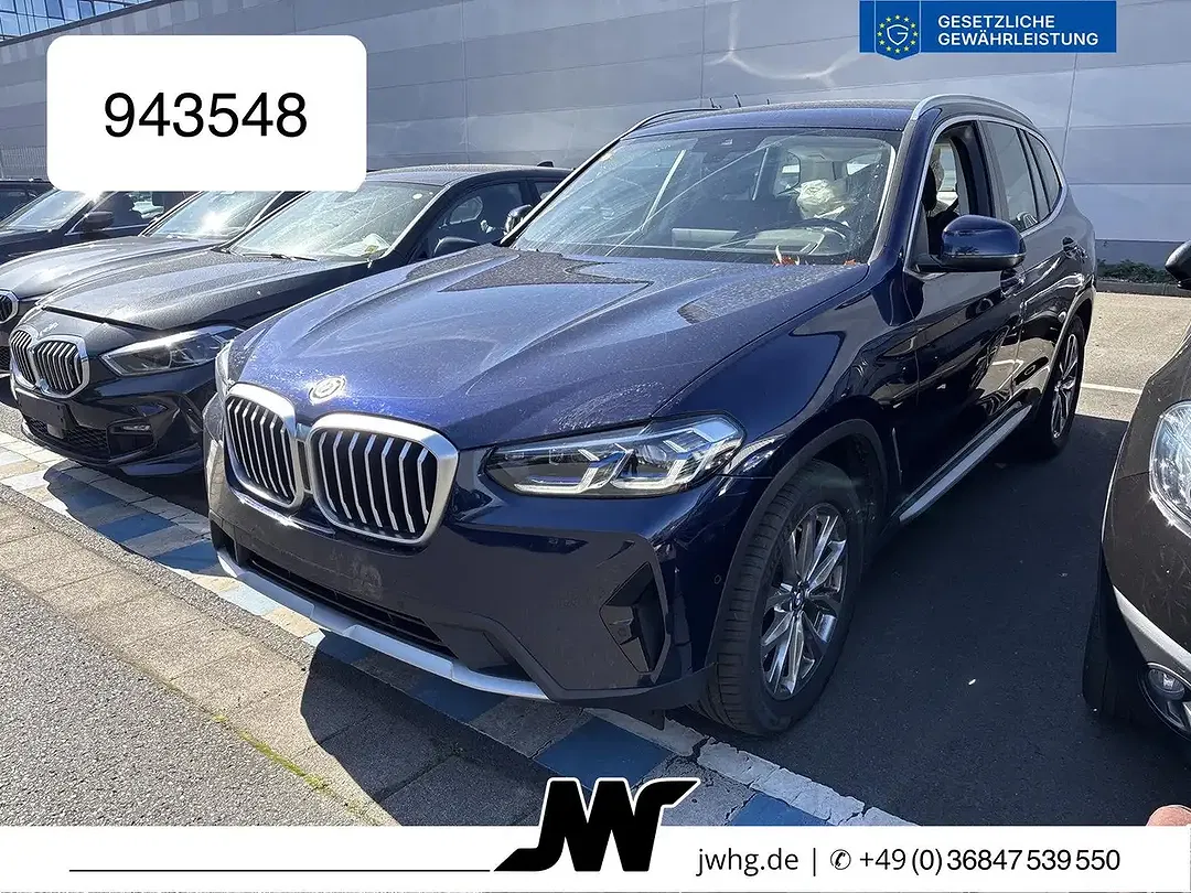 BMW X3 - Thumbnail 1
