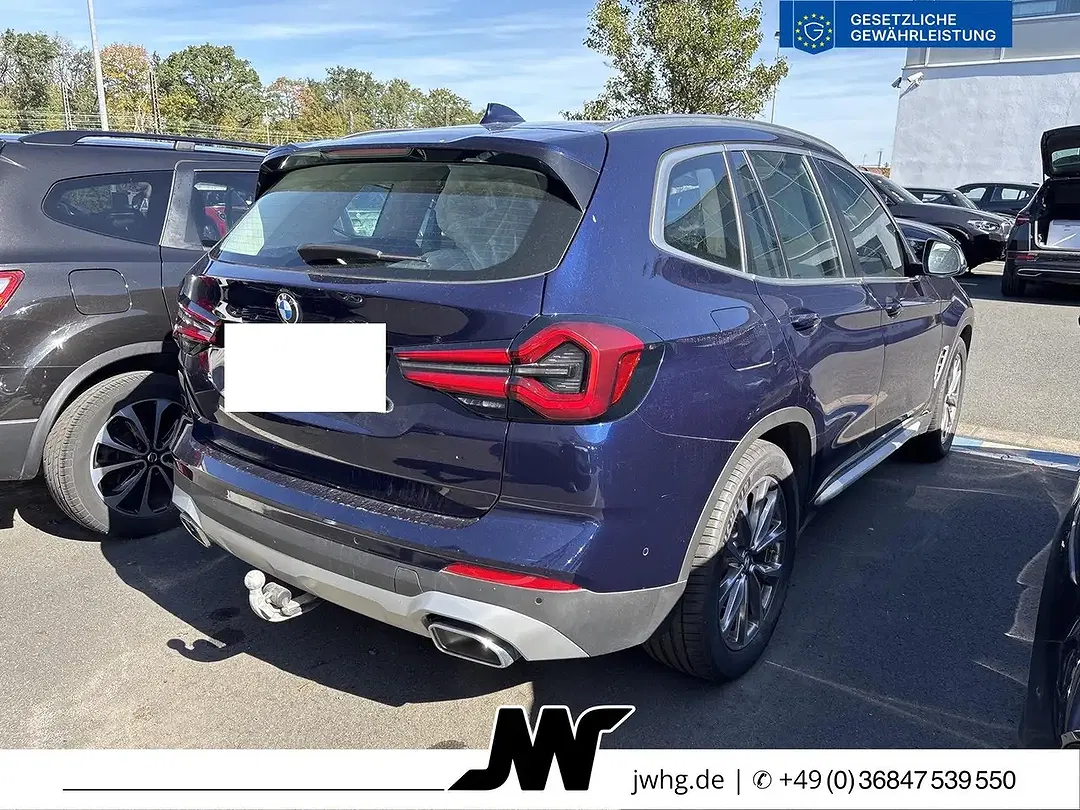 BMW X3 - Thumbnail 2