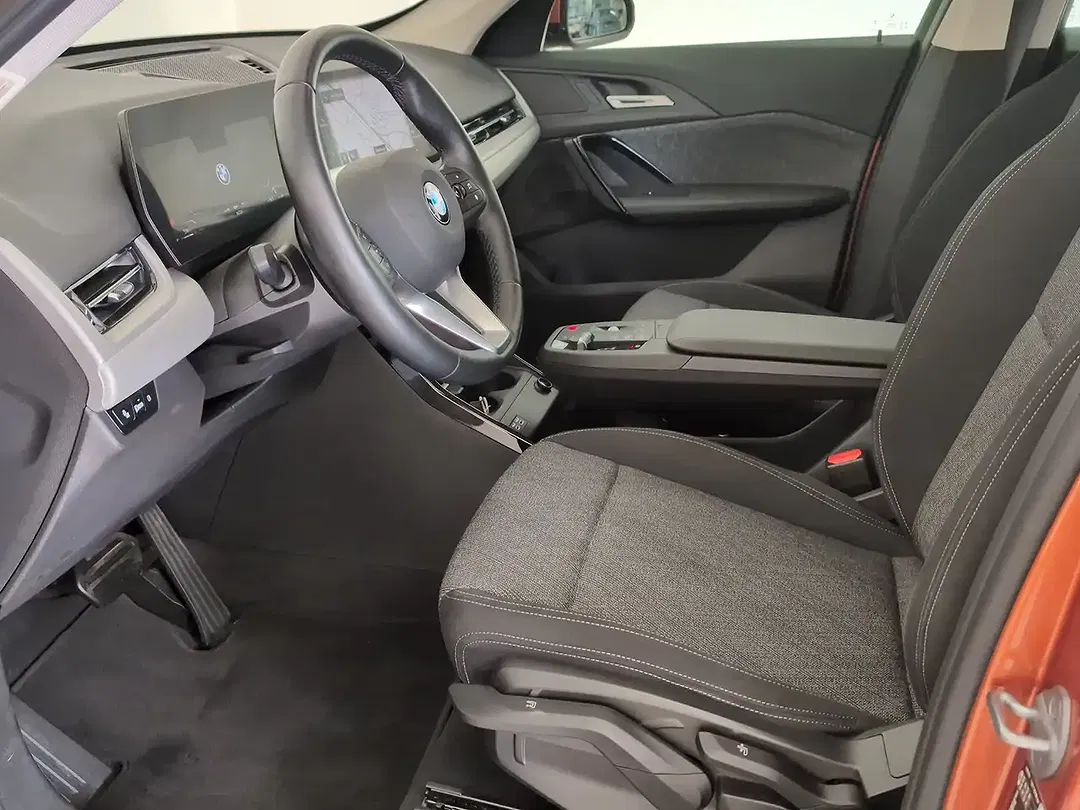 BMW X1 - Thumbnail 3